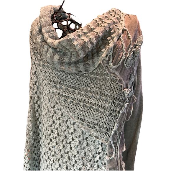 Simply Couture Tunic Women's Medium Lace Cowl Neck Shirt Sage Cottagecore Boho - Picture 2 of 6